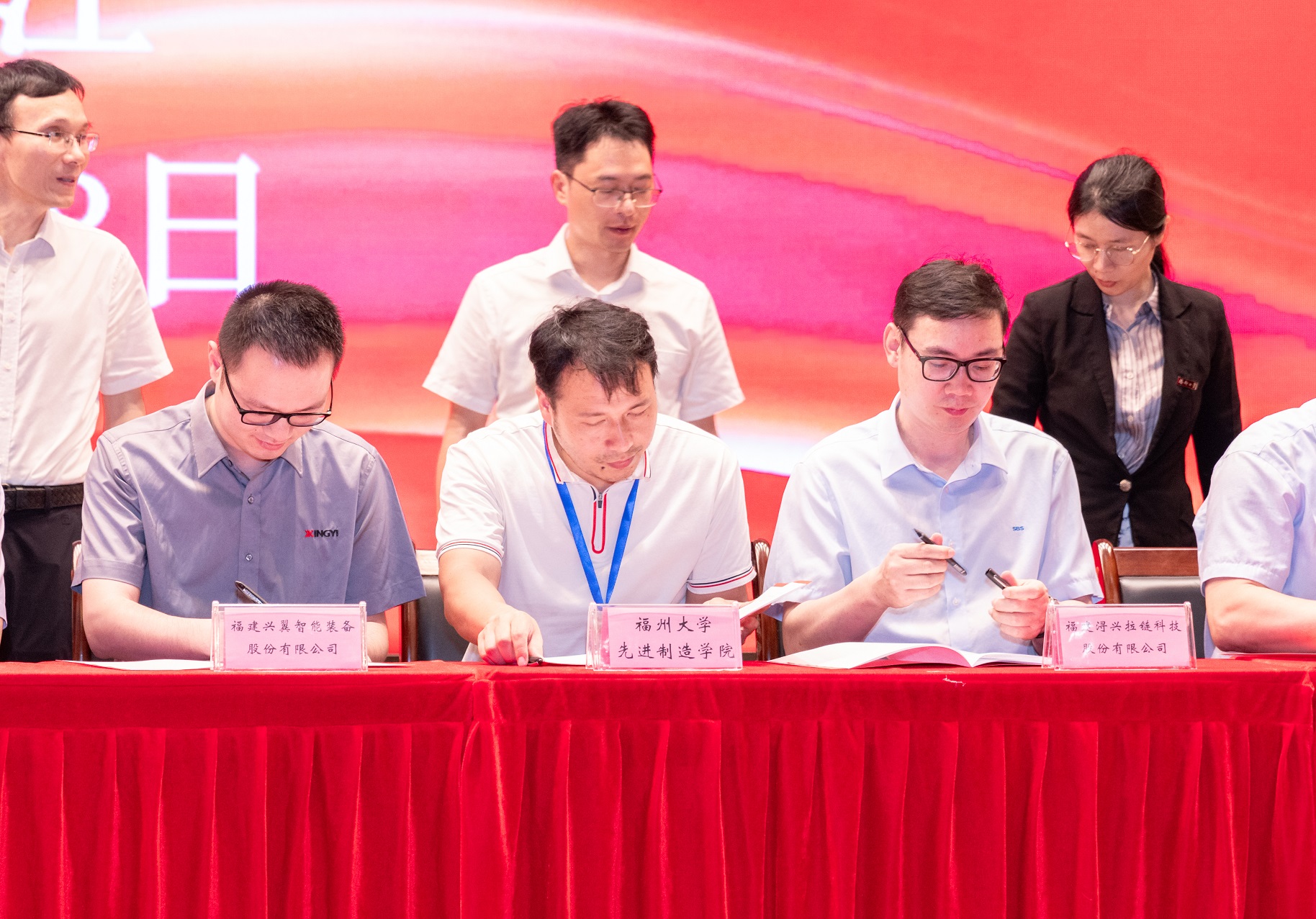 PG�齫������Ѱ�����-pg�齫�����������°��ȫ-��ɫ��Դ��